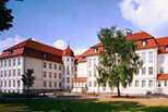 Gymnázium Carolinum, Nesterlitz