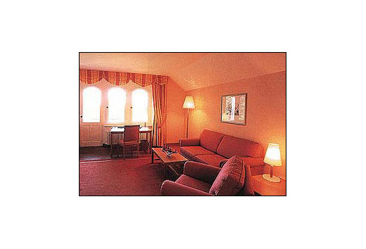 Hotel zamkowy Hubertushöhe, Storkow